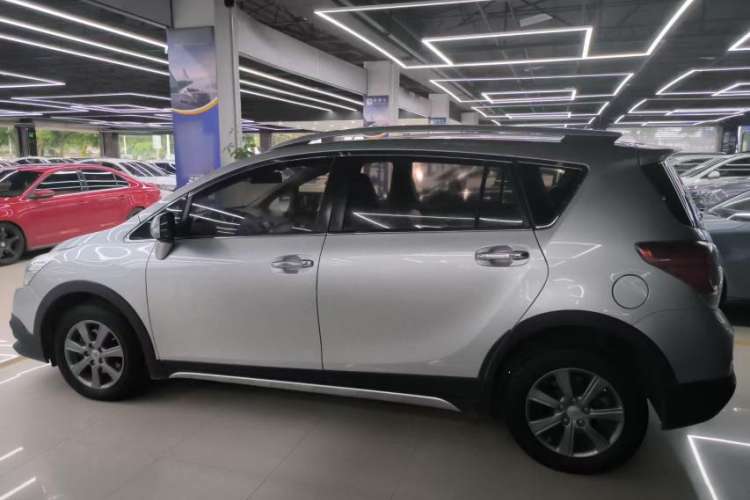 Used Toyota Verso 2015 180E CVT Crossover Edition