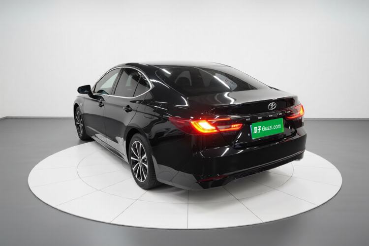 Used Toyota Camry 2024 2.0G Prestige Edition