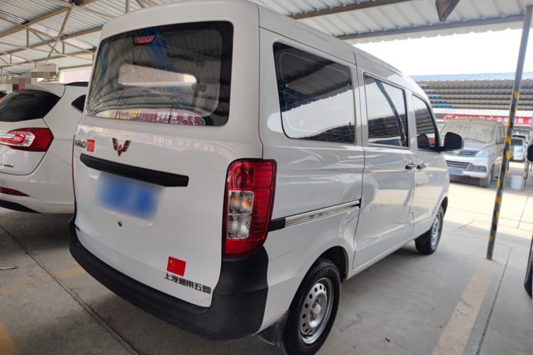 Used Wuling Zhiguang 2015 1.2L S Practical Model LSI Rear Right 45 Deg