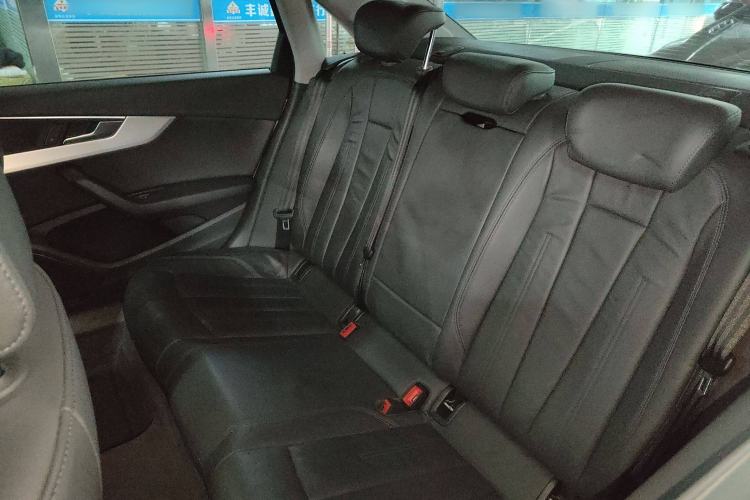 Used Audi A4L 2019 40 TFSI Fashion Version China V
