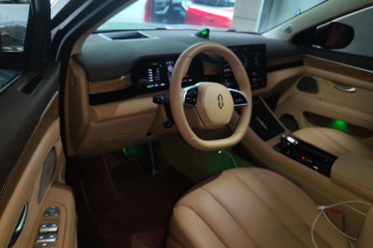 Used Hima AITO M7 2024 1.5T Intelligent Driving Rear-Drive Ultra Version 6 Seats
