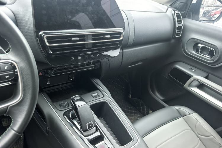 Used Citroen C5 AIRCROSS 2023 360THP Smart Edition Interior 2