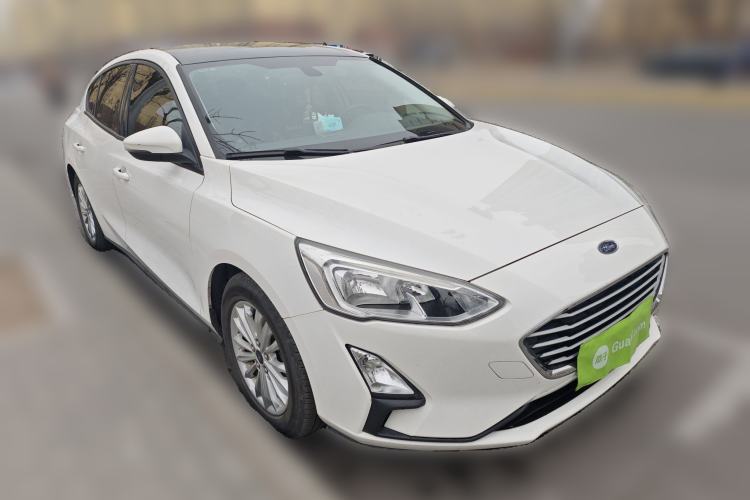 Used Ford Focus 2019 Sedan EcoBoost 125 Automatic Trendy Model China VI Standard
