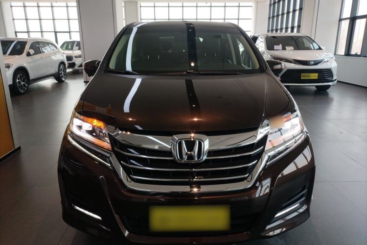 Used Honda Elysion 2016 2.4L Comfort Edition
