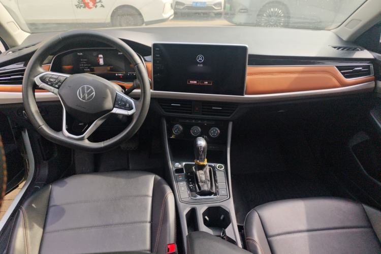 Used Volkswagen Bora 2023 200TSI DSG Enjoyment Edition Center Console