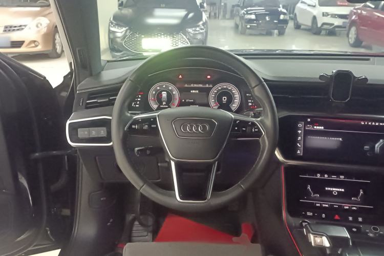 Used Audi A6L 2022 40 TFSI Luxury Dynamic Model Steering Wheel