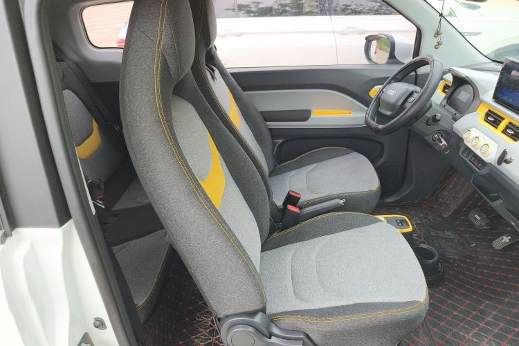 Used Chery QQ Ice Cream 2023 120km Ice Cream-Type Lithium Iron Phosphate Right Front Seat