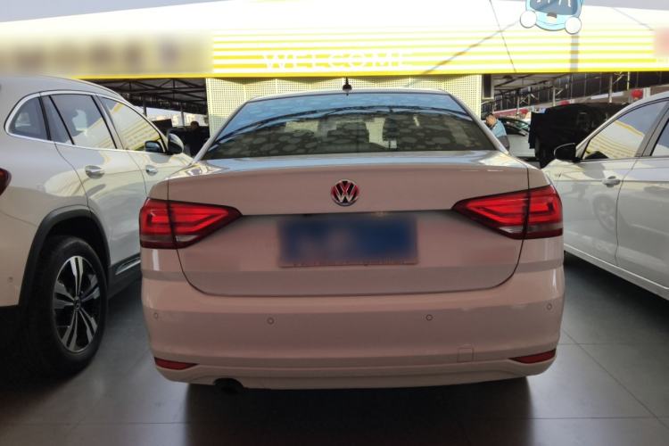 Used Volkswagen Lavida 2017 1.6L Automatic Fashion Edition