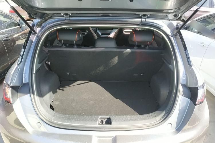 Used BYD Dolphin 2021 405 km Free Version
