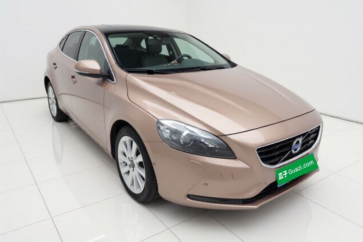 Used Volvo V40 2014 2.0T Zhiya Edition