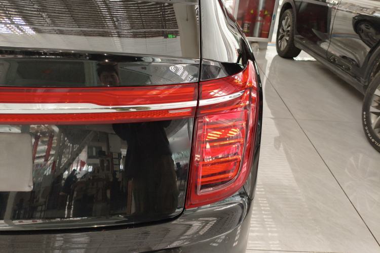 Used Hongqi H9 2022 2.0T Smart Connect Flagship Edition Right Rear Taillight