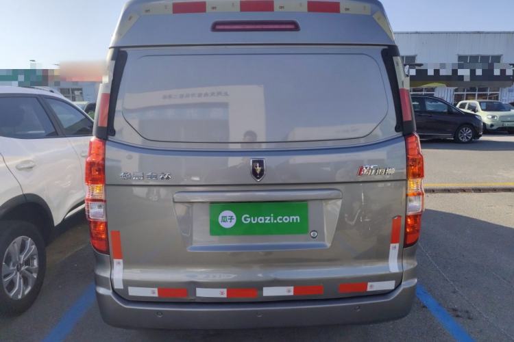 Used Jinbei New Hiace X30L 2021 1.5L Wealth Van Non-Air-Conditioned Version China VI Standard SWC15M
