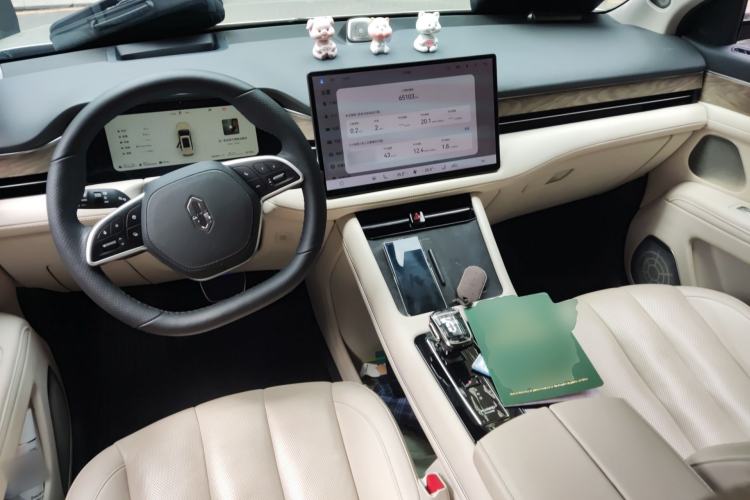 Used Hima AITO M7 2022 1.5T Rear-Drive Comfort Edition Center Console