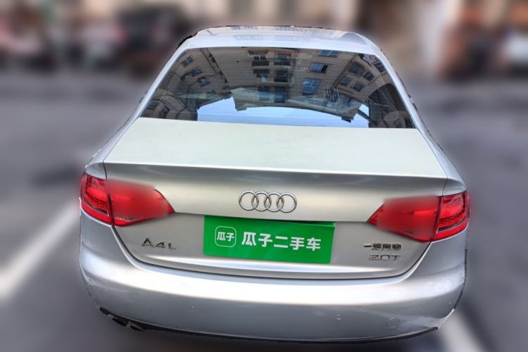 Used Audi A4L 2012 2.0 TFSI automatic standard version