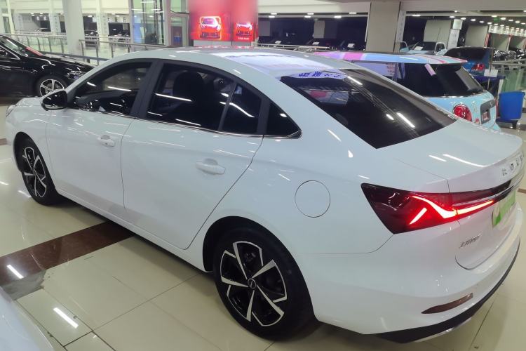 Used Roewe i5 2023 1.5L CVT Luxury Edition