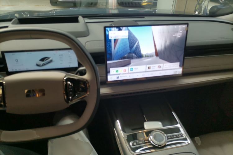 Used Geely Galaxy 8 2025 130km EM-P Starship Edition Center Console