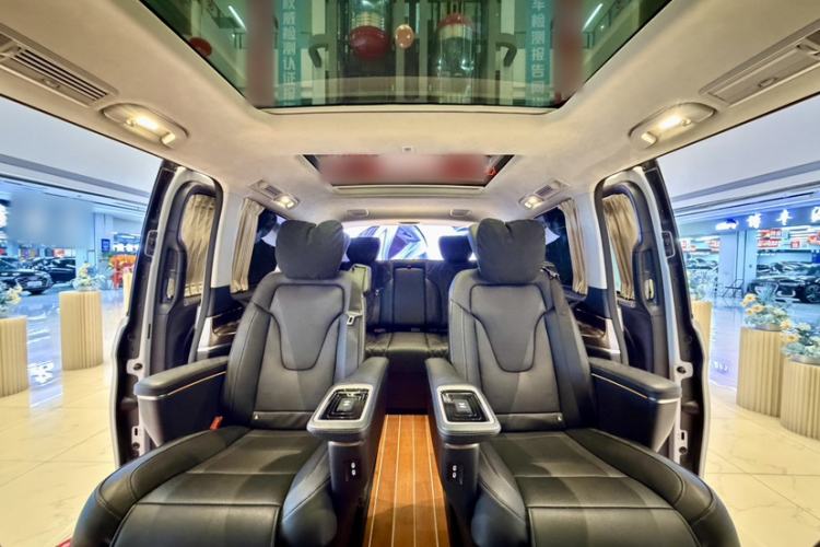 Used Mercedes-Benz V-Class 2021 V 260 L Long-wheelbase Luxury Edition