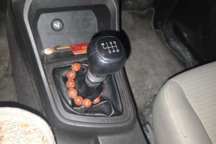 Used Wuling Hongguang V 2019 1.5L Base Version China VI LAR