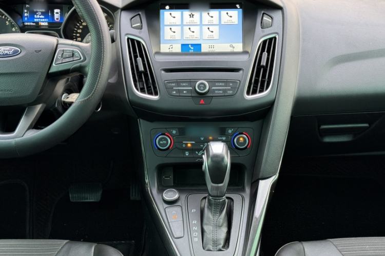 Used Ford Focus 2017 Sedan EcoBoost 180 Automatic Elite Model