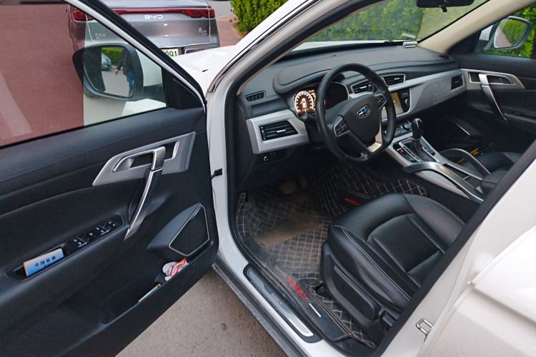 Used Geely Auto Emgrand X7 Sport 2016 1.8TD Automatic Smart Connectivity Version
