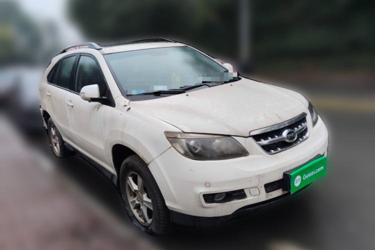 Used BYD S6 2014 2.4L Automatic Prestige 5-Seater