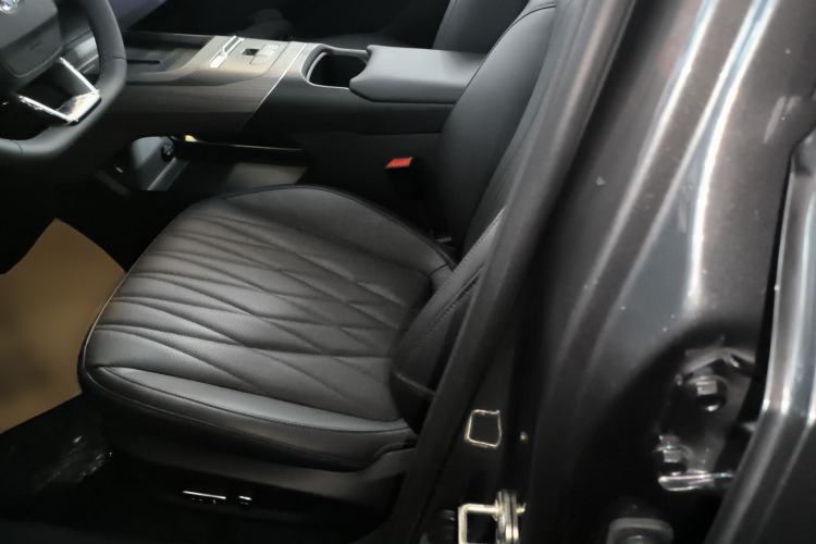 Used CHANGAN Eado PHEV 2025 Smart New Blue Whale 145KM Battleship Edition