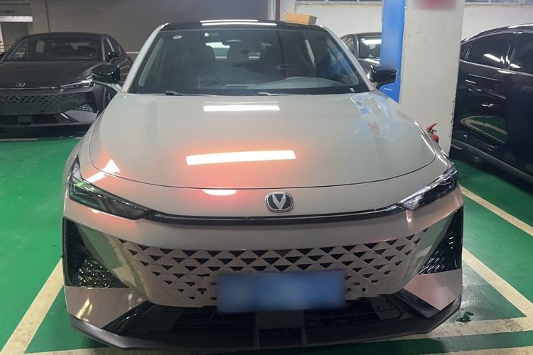 Used CHANGAN UNI-V 2024 1.5T Smart Navigation Version Front