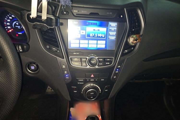 Used Hyundai Santa Fe 2013 Revised Version 2.4L Automatic All-Wheel Drive Smart Type