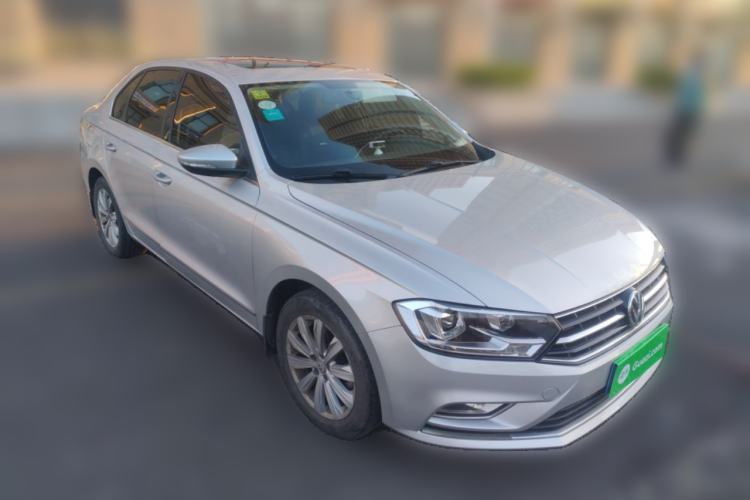 Used Volkswagen Bora 2015 Value Edition 1.6L Automatic Comfort Version