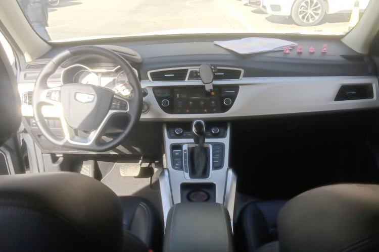 Used Geely Auto Emgrand X7 Sport 2018 1.8TD Automatic Two-Wheel Drive Zhiya Model