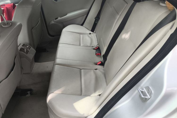 Used Mercedes-Benz C-Class 2010 C 180K Classic model