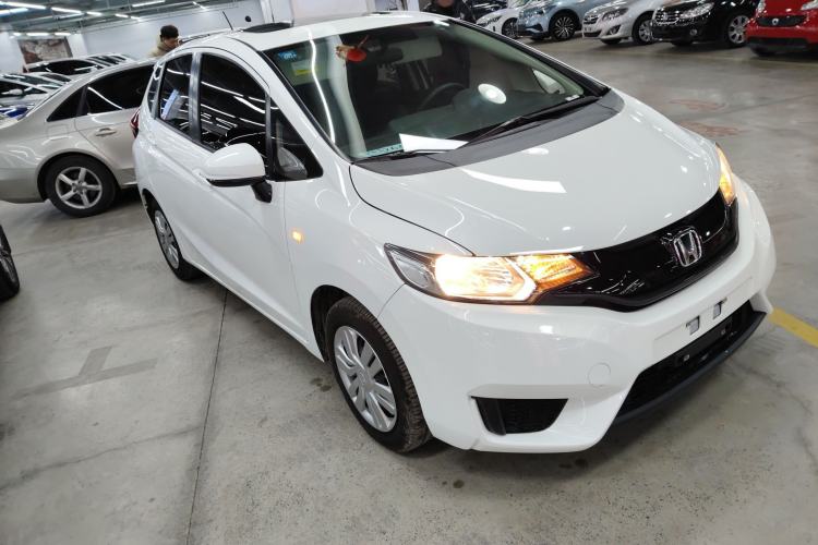 Used Honda Fit 2016 1.5L LXS CVT Comfort Sunroof Version
