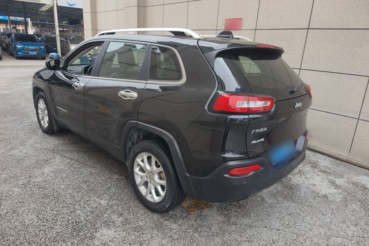 Used Jeep Cherokee 2016 2.0L Leading Edition