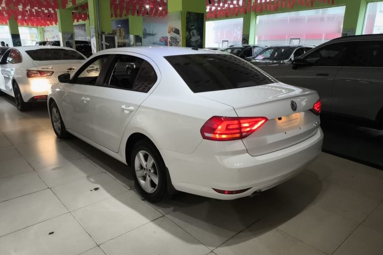 Used Volkswagen Lavida 2015 1.6L Automatic Fashion Edition Rear Left 45 Deg