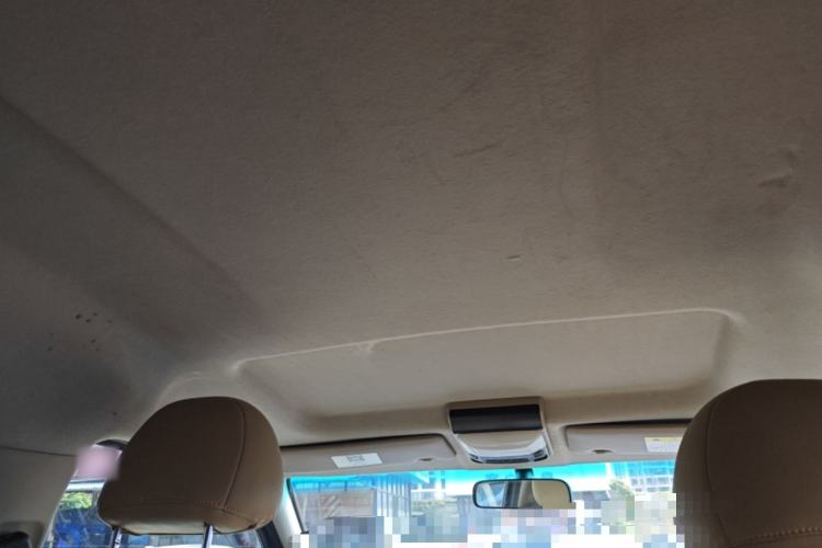 Used FORTHING Lingzhi 2019 M5L 1.6L 7-Seater Base Model China VI Standard Headliner