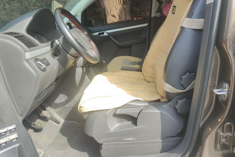 Used Volkswagen Touran 2013 1.4T Manual Comfort Edition 5-Seater
