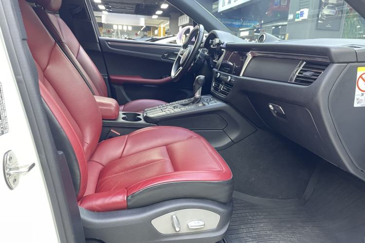 Used Porsche Macan 2018 Macan 2.0T
