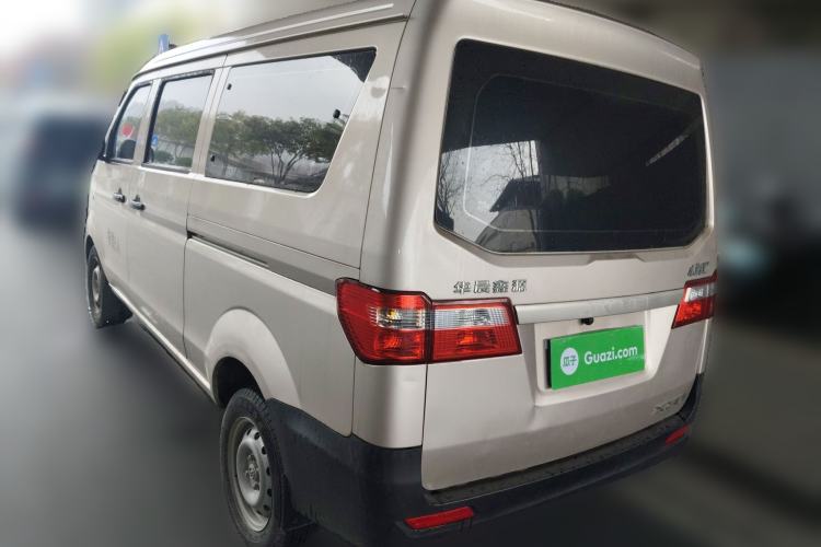 Used Jinbei Hiace X30 2021 1.5L Wealthy Single-Steaming Air-Conditioned Version Bus China VI Standard SWC15M
