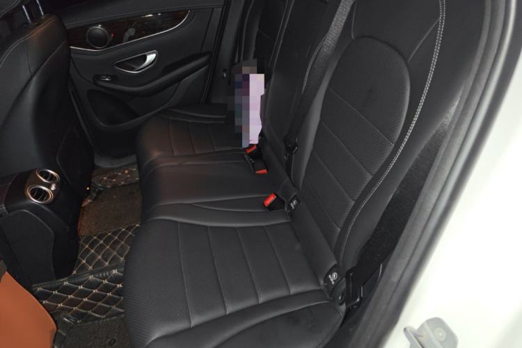 Used Mercedes-Benz GLC 2018 Facelift GLC 260 4MATIC Luxury Edition
