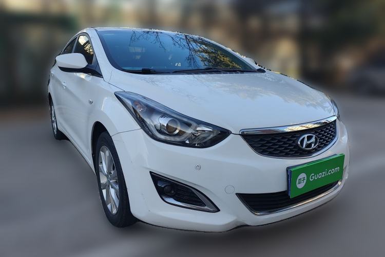 Used Hyundai Elantra (5th Generation / Langdong) 2016 1.6L Automatic Smart Version
