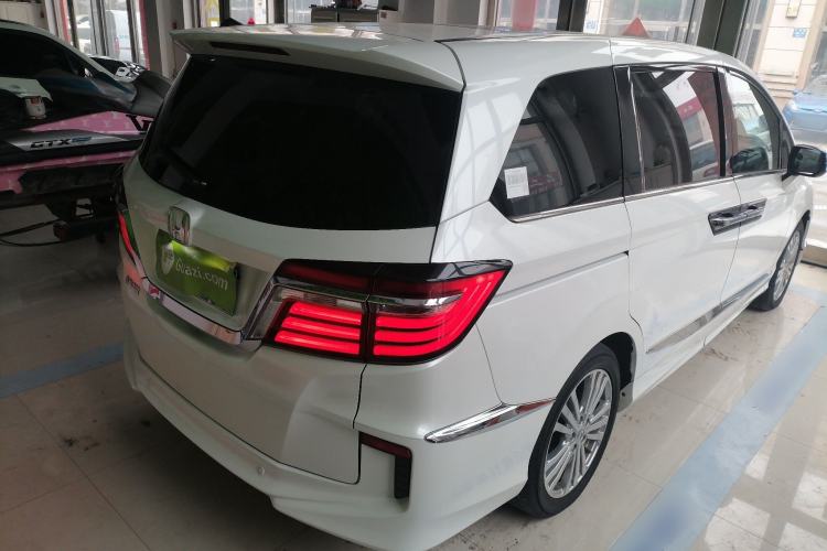 Used Honda Elysion 2016 2.4L Style Edition