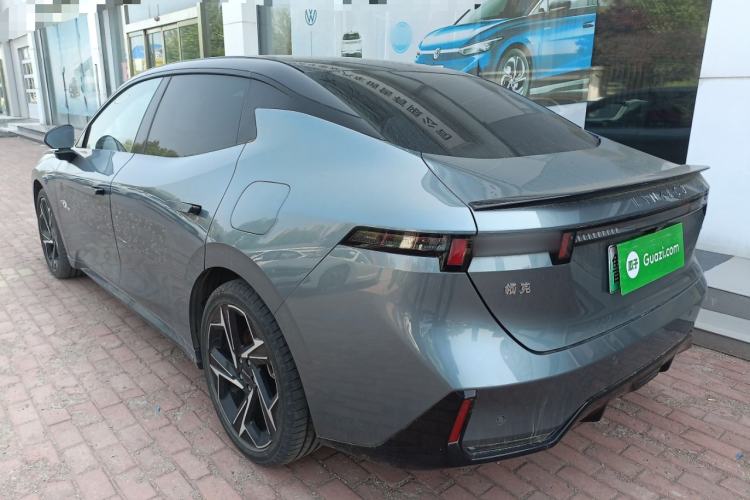 Used Lynk & Co 07 2024 EM-P 126 Long-Range Ultra Exterior 2