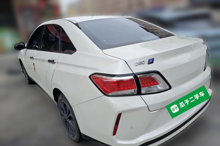 Used Venucia D60EV 2022 Standard Range Comfort Edition
