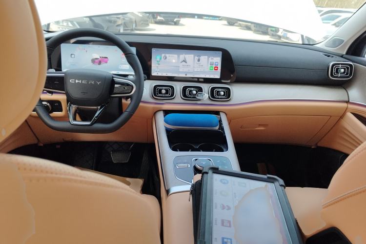 Used Chery Tiggo 9 2023 2.0T Dual-Clutch Two-Wheel Drive Luxury Edition 7 Seats