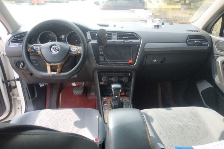 Used Volkswagen Tiguan L 2019 330TSI Automatic Two-Wheel Drive Panoramic Comfort Edition China VI Standard