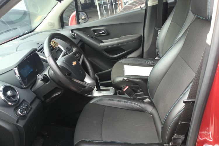 Used Chevrolet Trax 2014 1.4T Automatic Two-Wheel Drive Luxury Model Left Front Seat