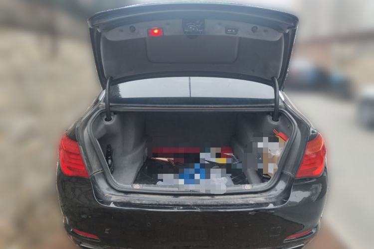 Used BMW 7 Series 2009 740Li Leading Model
