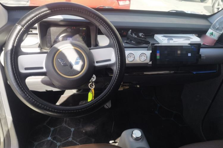 Used Wuling Hongguang MINIEV 2022 GAMEBOY 200km Gaming Edition with Lithium Iron Phosphate
