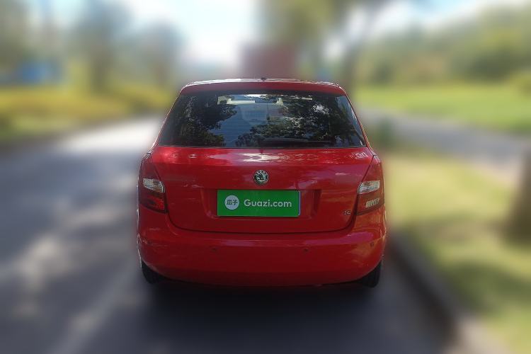 Used Skoda Fabia 2011 1.4L Automatic Crystal Edition