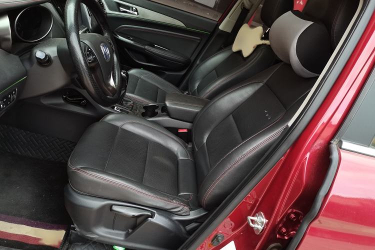 Used Changan CS75 2017 Shangkui Edition 1.5T Manual Fengxiang Model